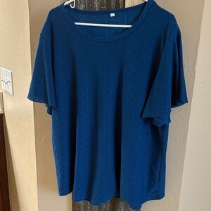 Women’s 2x new pullover